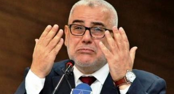 ماء العينين تدافع عن بن كيران من منتقذيه :”رجاء احتفظوا بخلاصاتكم لأنفسكم “