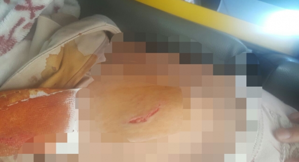 واش سيبة هدي… شخص يهاجم مؤسسة تعليمية و يعتدي على صاحبتها بسكين ويرسلها لمستعجلات بني ملال و فرار زوجها السويسري وهذا رد الطرف الثاني