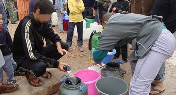 وزارة التجهيز والماء تصدر بلاغا هاما للمغاربة وتؤكد :” المغرب في حالة طوارئ مائية ويجب الحد من تبذير المياه ” (بلاغ)