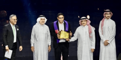 برافو عليه وشرف المغاربة… المغربي سفيان البراق يحصد جائزة قارئ العام بالسعودية