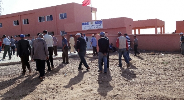 واش السيبة هادي.. غضب عارم لآباء وأولياء التلاميذ بعد اعتراض مجموعة من الشباب لحافلة النقل المدرسي والدرك الملكي يحقق