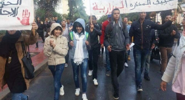 ماتشوفها غا فالمغرب الوزير يقرر والعميد يرفض ! طلبة التقني العالي ينتفضون ضد قرار جائر يحرمهم من متابعة دراستهم الجامعية-الصور-