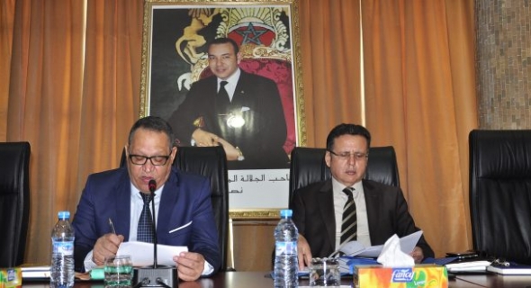 راه ماشي لخاطرو… دائرة الاستنكار تتسع بين رجال الاعلام  حول إنتقائية رئيس المجلس الاقليمي لبني ملال وتاكسي نيوز  غادي تخرج كود