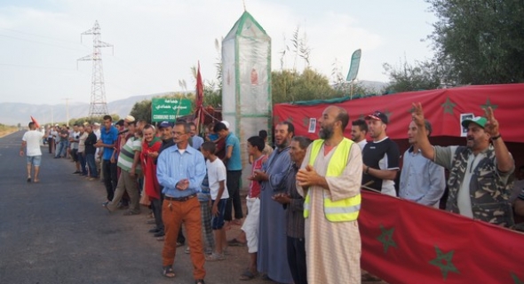 ساكنة أولاد سي بلغيث تستقبل السنة الهجرية الجديدة بالاحتجاج ومواصلة الاعتصام الذي دخل في شهره