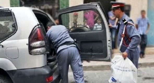 الدرك الملكي يفكك مصنع لتصنيع مسكر “ماحيا” ويحجز 400 لتر وأزيد من طن من التين المجفف ومعدات