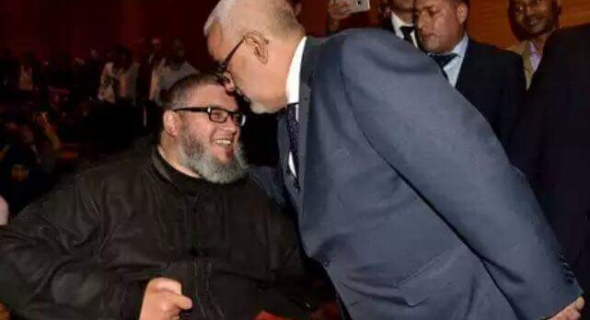 السلفي حماد القباج يثني على بن كيران :”قاومت ديناصورات الفساد والاستبداد مع شدة الضغوط والمغريات والإكراهات”
