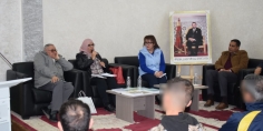 مبادرة مزيانة لنزلاء ونزيلات سجن بني ملال… المقهى الثقافي بالسجن المحلي بني ملال يفتتح برنامجه الثقافي لسنة 2023 بلقاء مع الأستاذة و الشاعرة نعيمة الرامي