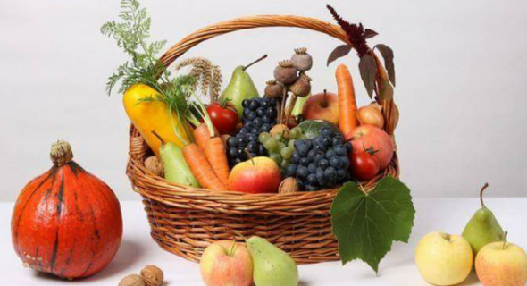 دراسة: كمية صغيرة من الفواكه والخضروات تمنحك عمراً أطول