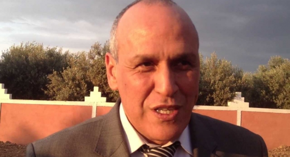 خاص..بعد وعكته الصحية…أحمد شدا  يزور مكتبه بالمجلس البلدي لبني ملال ووالي الجهة يستقبله