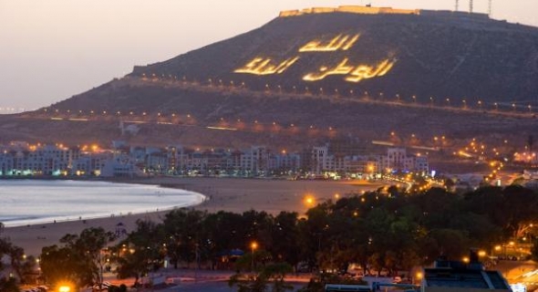 الله يحفظ… زلزال يضرب أكادير والساكنة تغادر المنازل