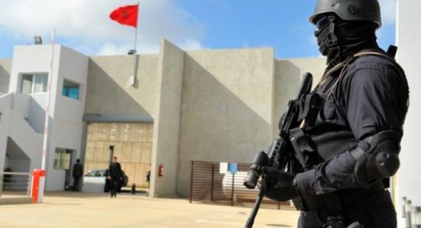 الداخلية تعلن عن اعتقال عنصرين خطيرين كانا يعتزمان القيام بأعمال تخريبية وهذا ما حجزوه
