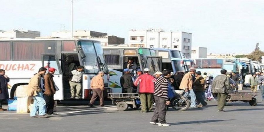 وزارة النقل تستسلم أمام جشع أصحاب النقل وتقول لهم :”ليتق المهنيون الله في المواطنين!”