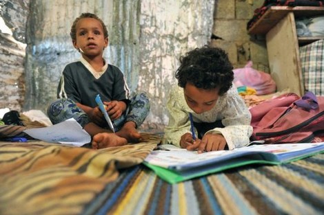 الفقر أول معيق للتعليم رغم حصول المغرب على مساعدات خارجية بــ1.58 مليار درهم