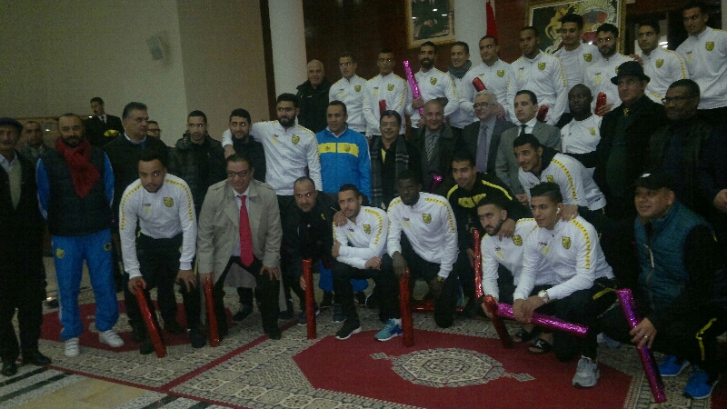 ولاية جهة بني ملال خنيفرة تخصص استقبالا كبيرا على شرف فريق المغرب الفاسي الفائز بكأس العرش