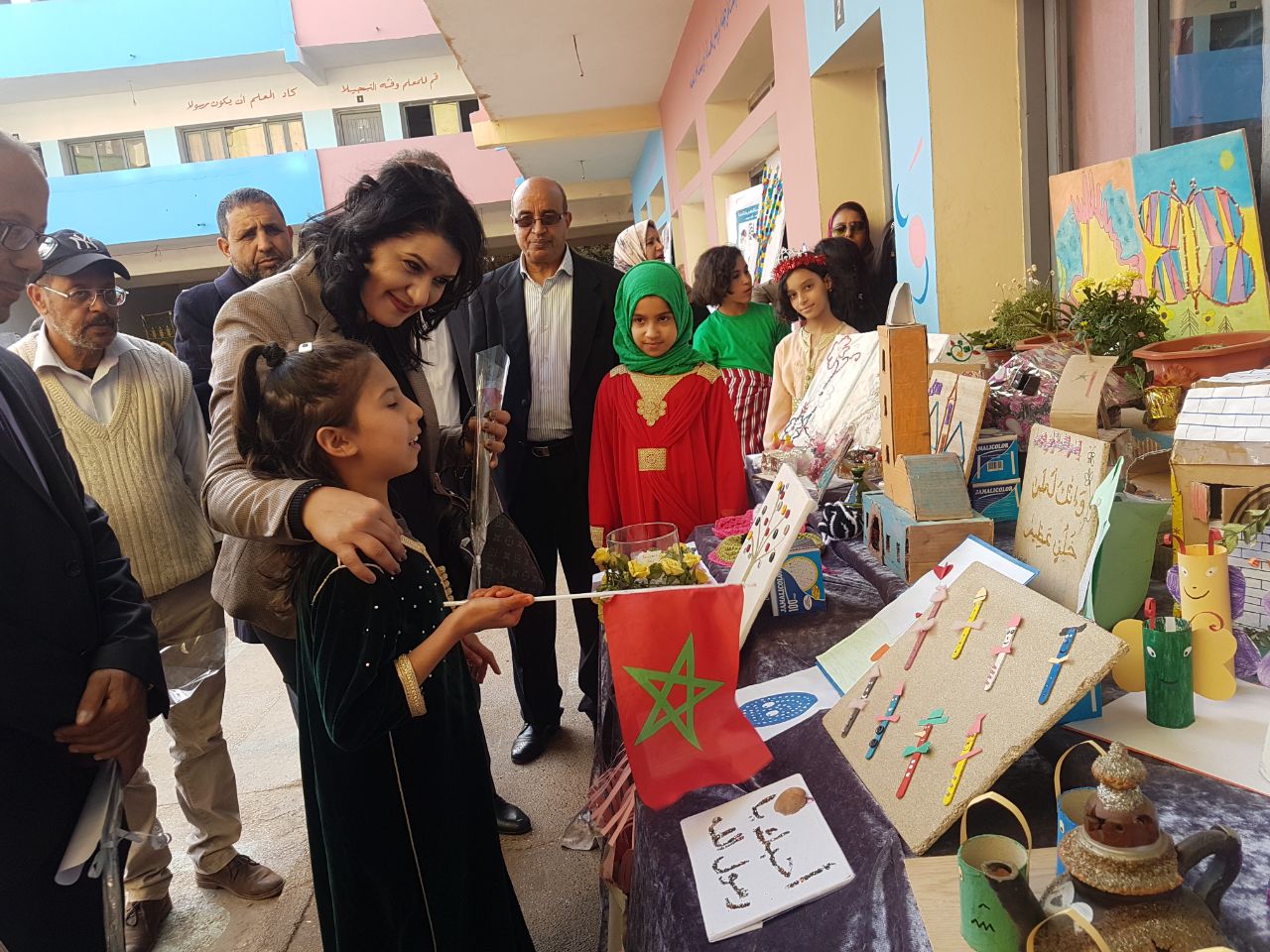 المؤسسات التعليمية بمديرية عين الشق تحتفل بالأسبوع الوطني للتعاون المدرسي