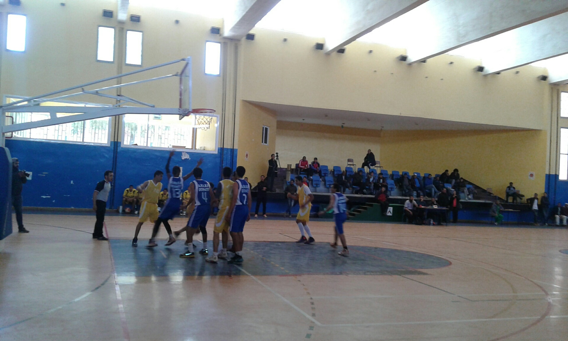 دوري لفئة الشبان في كرة السلة لفائدة اندية عصبة بني ملال خنيفرة