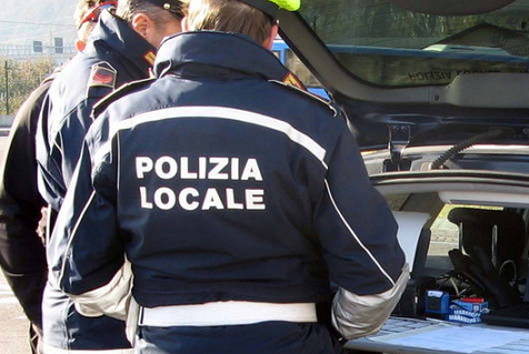 الشرطة الإيطالية تثني على أمانة مهاجرة مغربية!