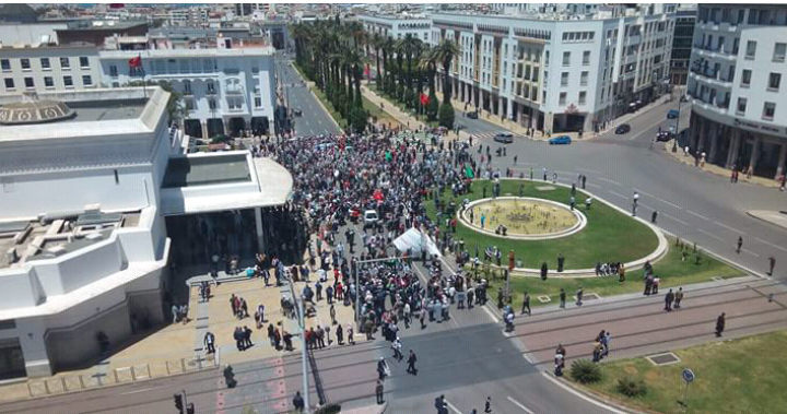 المغاربة المقاطعين يصفعون حزب العدالة والتنمية ويردون على تصريحات وزراءه ويقاطعون مسيرة الرباط