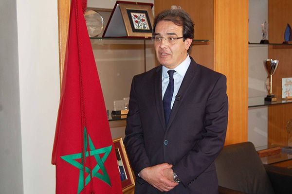 الوزير بن عتيق يسهر على تهيئ الآليات والإجراءات الهادفة إلى تحفيز وتنويع ومواكبة استثمارات مغاربة العالم