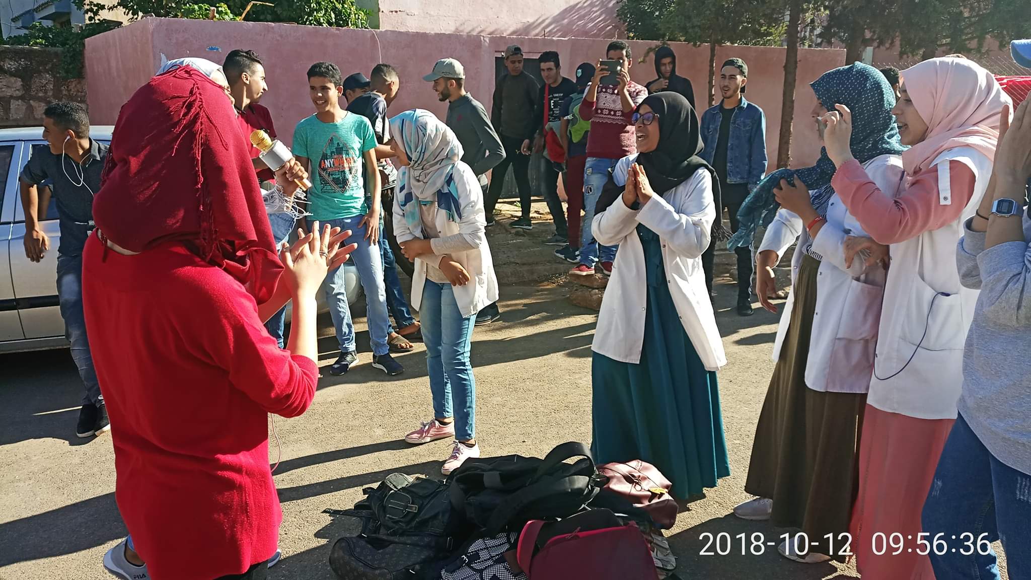 استمرار احتجاج الطلبة بثانوية محمد الخامس التقنية ببني ملال ومطالبة للمسؤولين للاستجابة لمطالبهم