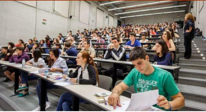 أزيد من 5000 طالب مغربي يتابعون دراستهم الجامعية بإسبانيا والأبواب مفتوحة أمام المزيد