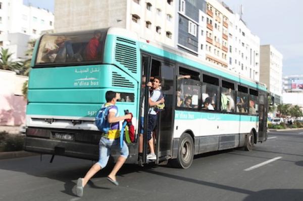 لبسالات… ثلاثة ديال لبراهش دابزو مع شيفور وهربو لو بالطوبيس ودارو بيه كسيدة