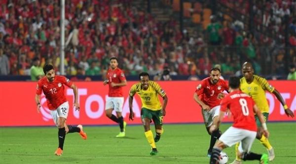 بالفيديو… منتخب جنوب إفريقيا يطيح بالفراعنة ويكسر أحلامهم بالفوز بكأس “الكان”