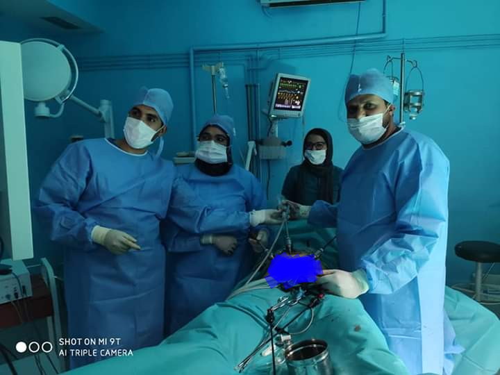 برافو … فريق طبي وتمريضي يُجري عملية جراحية دقيقة بالمستشفى الإقليمي بأزيلال وهي الأولى من نوعها بجهة بني ملال خنيفرة-صور-