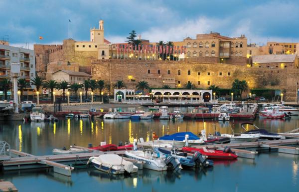 إسبانيا تصدم مغاربة سبتة ومليلية المحتلتين وترفض إقرار العربية والأمازيغية كلغة رسمية