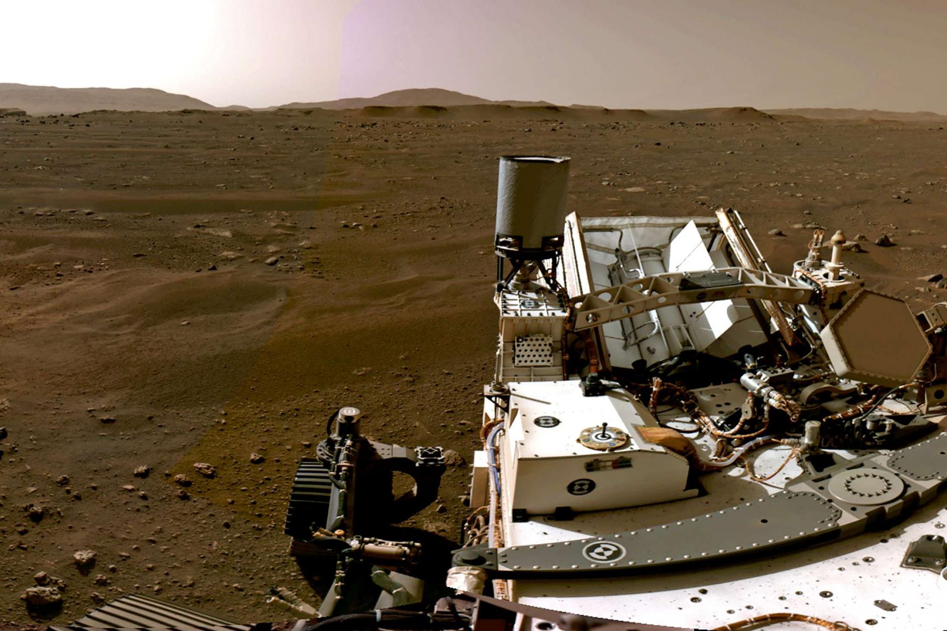 ناس فين وصلات! +فيديو… “ناسا” تنشر أولى مشاهد لحظة نزول مركبة “برسفيرنس” على كوكب المريخ”