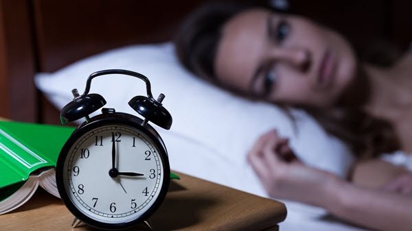 دراسة: قلة النوم لدى البالغين تزيد من خطر الإصابة بالخرف