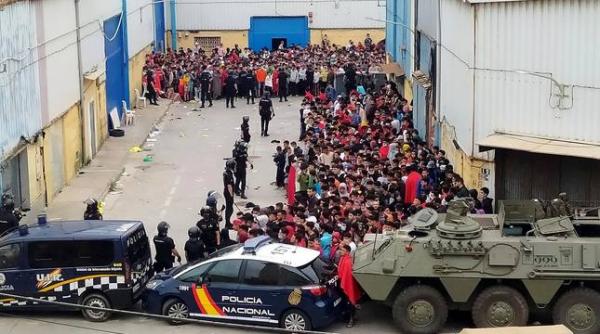 المغرب يستقبل فوجا جديدا من المهاجرين العائدين من إسبانيا وينقل القاصرين لعائلاتهم