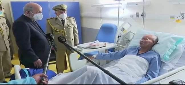 جنرالات الجزائر يكشفون عن خبثهم ويستفزون المغرب بصورة للرئيس الجزائري خلال زيارته للانفصالي “غالي” بالمستشفى