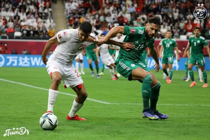 المنتخب الجزائري يتفوق على تونس بهدفين ويفوز بكأس العرب