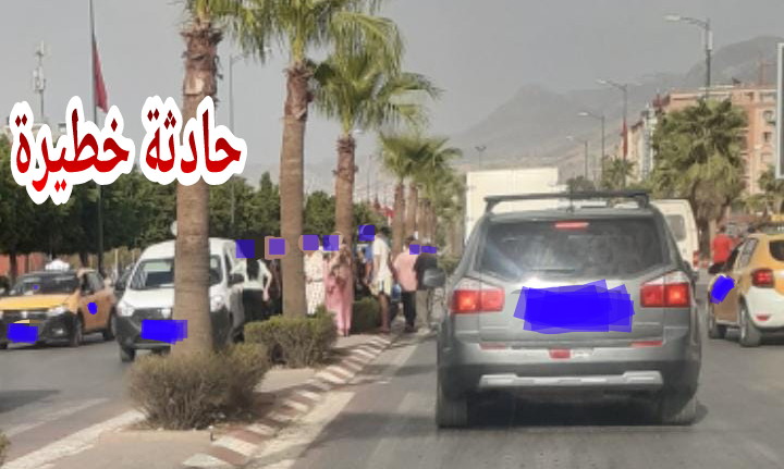 عاجل وياربي السلامة… كسيدة خايبة بزاف بين موطور شنوا وطوموبيل فبني ملال