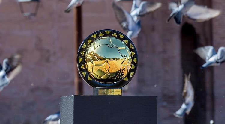 الاتحاد الافريقي لكرة القدم يكشف عن أساطير الكرة الإفريقية المشاركين في حفل جوائز الكاف المنظم بمراكش