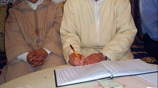 وخا العدول رافضينو… البرلمان يصادق على قانون العدول ووزير العدل :” وقع لينا خلاف ف12 شاهد وعبارة ذكور وإناث!”