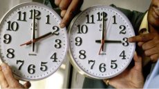 هاهي فروسكم… الوزارة قالت لكم غادي ترجعو إلى الساعة القانونية نهار الاحد المقبل وغادي ترجعو تاني للساعة الاضافة بعد رمضان