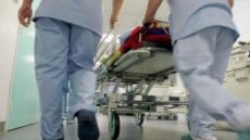 هد الدورات فيها فائدة كبيرة… مندوبية الصحة بأزيلال نظمت دورة تكوينية لفائدة الأطر الصحية والقابلات حول الحالات الاستعجالية للولادة والحمل عالي الخطورة