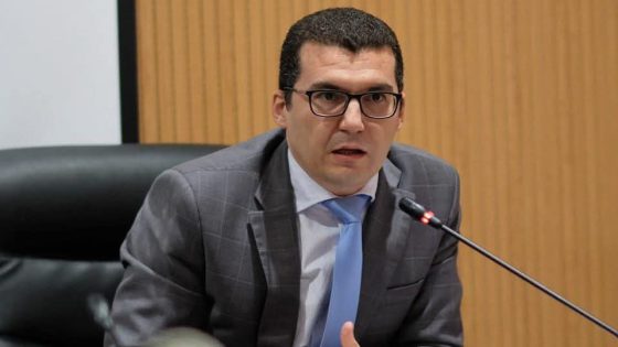 القاضي عبد الرزاق الجباري يعتذر عن الترشح لولاية أخرى على رأس نادي قضاة المغرب