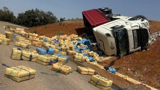 فضيحة هادي… رموك تقلب وسط الطريق والحشيش بقا غا مشتت والشيفور هرب!