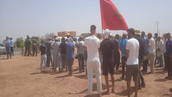 ناس الفقيه بن صالح تقادا صبرهم!… مسيرة احتجاجية سلمية لساكنة أولاد الرميش بجماعة حد بوموسى للمطالبة برفع التهميش والسلطات تحاورهم