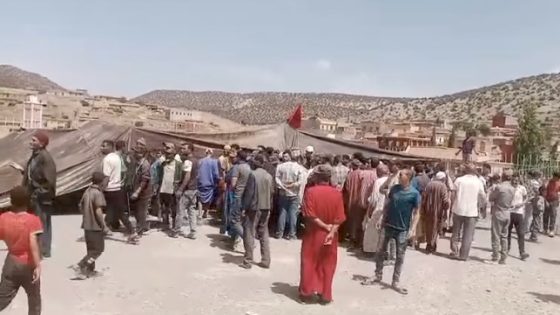هاد الناس ديال الجبل مهمشين!… ساكنة بوتفردة تواصل اعتصامها احتجاجا على التهميش وتناشد تدخل والي جهة بني ملال وجمعية حقوقية تدخل على الخط وتعلن التصامن
