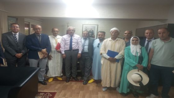 الكاتب العام لعمالة أزيلال يستقبل ممثلي ساكنة تسقي بأيت اعتاب ويقدم لهم وعودا بالاستجابة لمطالبهم الاجتماعية