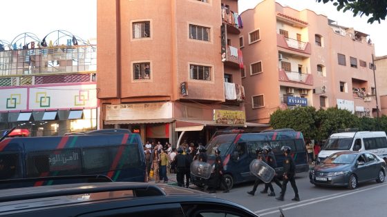 عاجل وبينهم حصيلة بني ملال … وزارة الداخلية تخرج بتوضيحات حول احتجاج جيل z وتعلن رسميا عن حصيلة التدخلات و الاصابات في صفوف القوات العمومية وخسائر سيارات الشرطة والقوات المساعدة وسيارات المواطنين