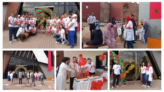 بالصور والفيديو… أطباء وممرضو وإداريو المصحة الدولية ببني ملال ينظمون حفلا بهيجا احتفاء بالمسيرة الخضراء وبالقرار التاريخي لمجلس الأمن ويهنؤون جلالة الملك والشعب المغربي ويوزعون الرايات والقمصان بالخريطة المغربية