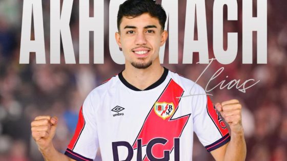 يستاهل… إلياس أخوماش يتعاقد مع نادي إسباني ويستعد للنجومية في كأس العالم 2026