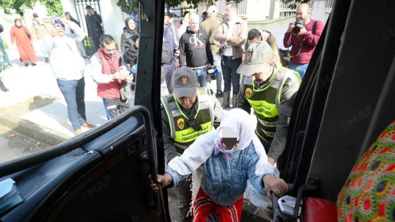 السلطات المحلية توضح أسباب إفراغ مراكز الإيواء من المتضررين بالقصر الكبير ورئيس الجماعة يعلن قرب قطع الماء والكهرباء عن المدينة