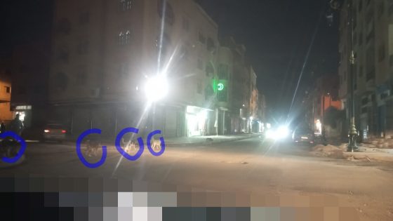 غادي يوليو كثر من بنادم!… سكان بني ملال يشتكون من الانتشار غير المسبوق للكلاب الضالة بالشوارع والأحياء وتهديدها لسلامة الصغار والكبار وتشويهها جمالية المدينة