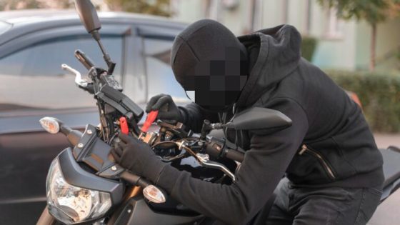 عودة سرقة الدراجات النارية في وضح النهار إلى الواجهة بسوق السبت والظاهرة تثير مخاوف الساكنة المحلية